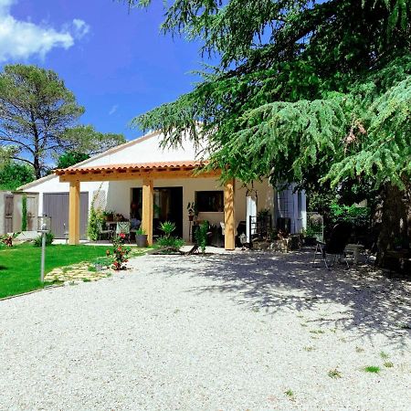 Gîte les 2 cèdres Cardet Extérieur photo