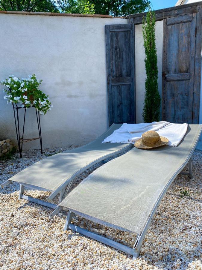 Gîte les 2 cèdres Cardet Extérieur photo